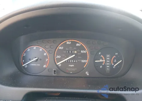 2001 Honda Cr-V Lx z USA, uszkodzony, nr VIN JHLRD28481S006992